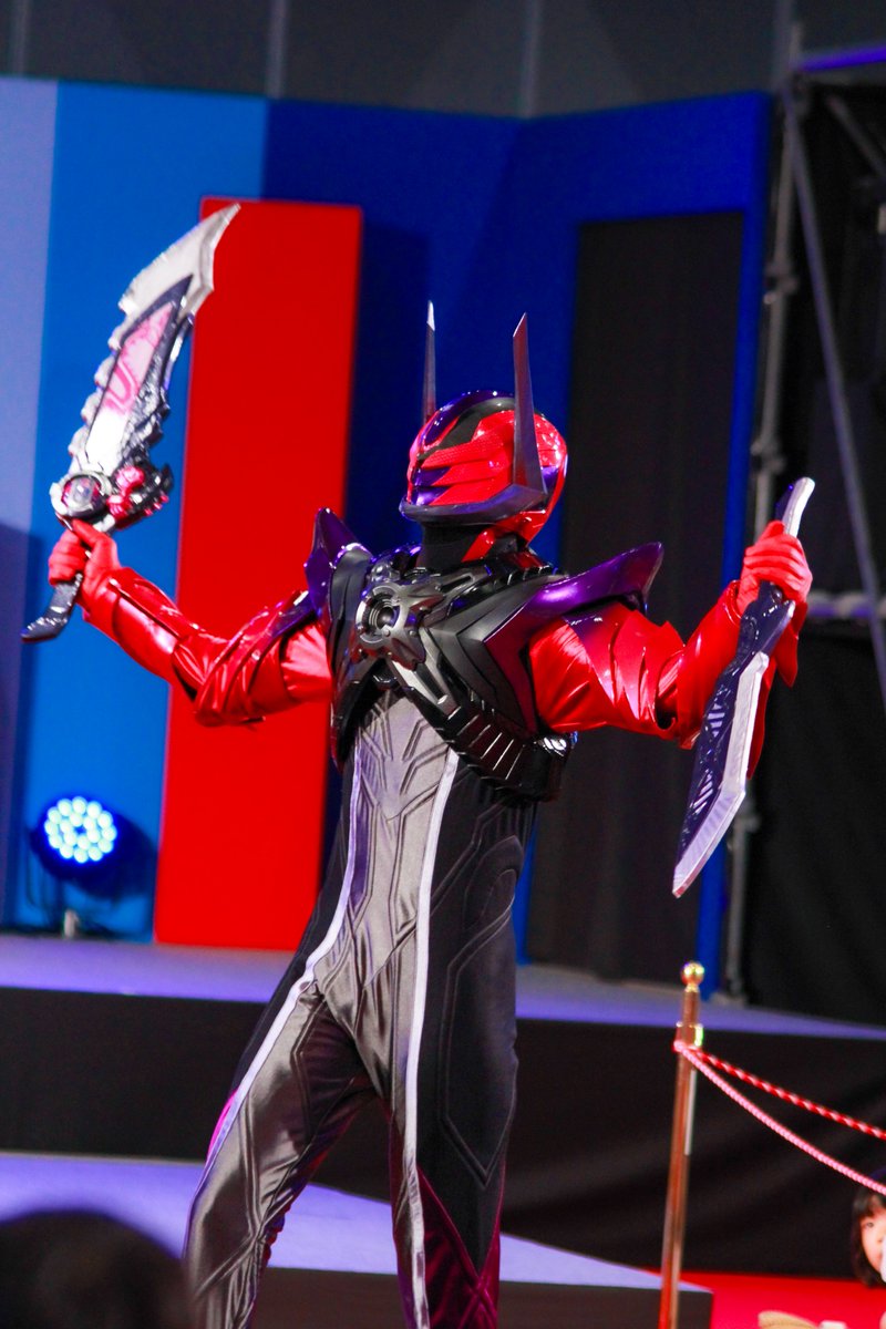 gr_9__'s tweet photo. ドォーンの登場

 #スーパーヒーロー夏祭り
 #仮面ライダードォーン https://t.co/tsxtqrodYu