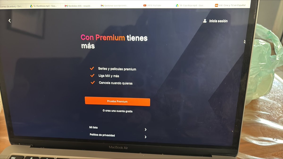 enbury's tweet photo. @VIX que pex?! Quiero entrar a mi cuenta y a huev quiere que compre otro plan, no deja iniciar sesión!! https://t.co/hMWg6Ta3GV
