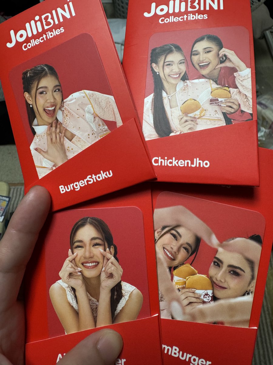 Kaaaaath78's tweet photo. Ohayo Nihon naman sa akin 🥰
nauna na po sila sa Japan 🇯🇵
ganda ng pull ng pinsan ko sa JolliBini, pasalubong Bias ko, ang MikhAiah ko, Bias Wrecker ko at Jhocey ko po!! may 2 pa na ako na daw mag bukas 🥰

💚❤️🩷💙 https://t.co/jwAnpAzE4o