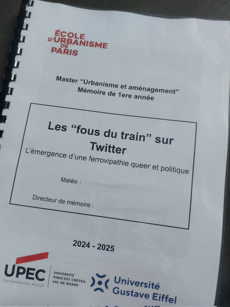 MaximeTHEBAUL10's tweet photo. Voilà le mémoire de monsieur.
Tout est dit 🤣 https://t.co/UCBroCfxZZ