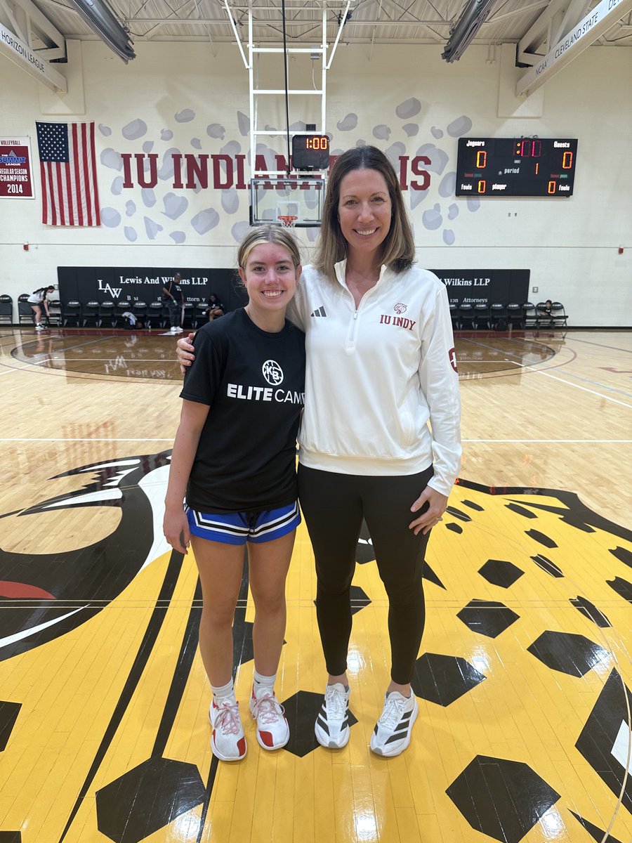 maria_w04's tweet photo. Thank you @CoachKateBruce and @iuindy_wbb for inviting me to your elite camp! I had a great time and enjoyed learning about your program.
@CHS_Womensbball @IGB_Hoops @_CoachJess @IGB2028Goodin @IGB_Hoops_News @Hustle23Hard @natjmorse @IGB_Shade https://t.co/PstPZojZXO