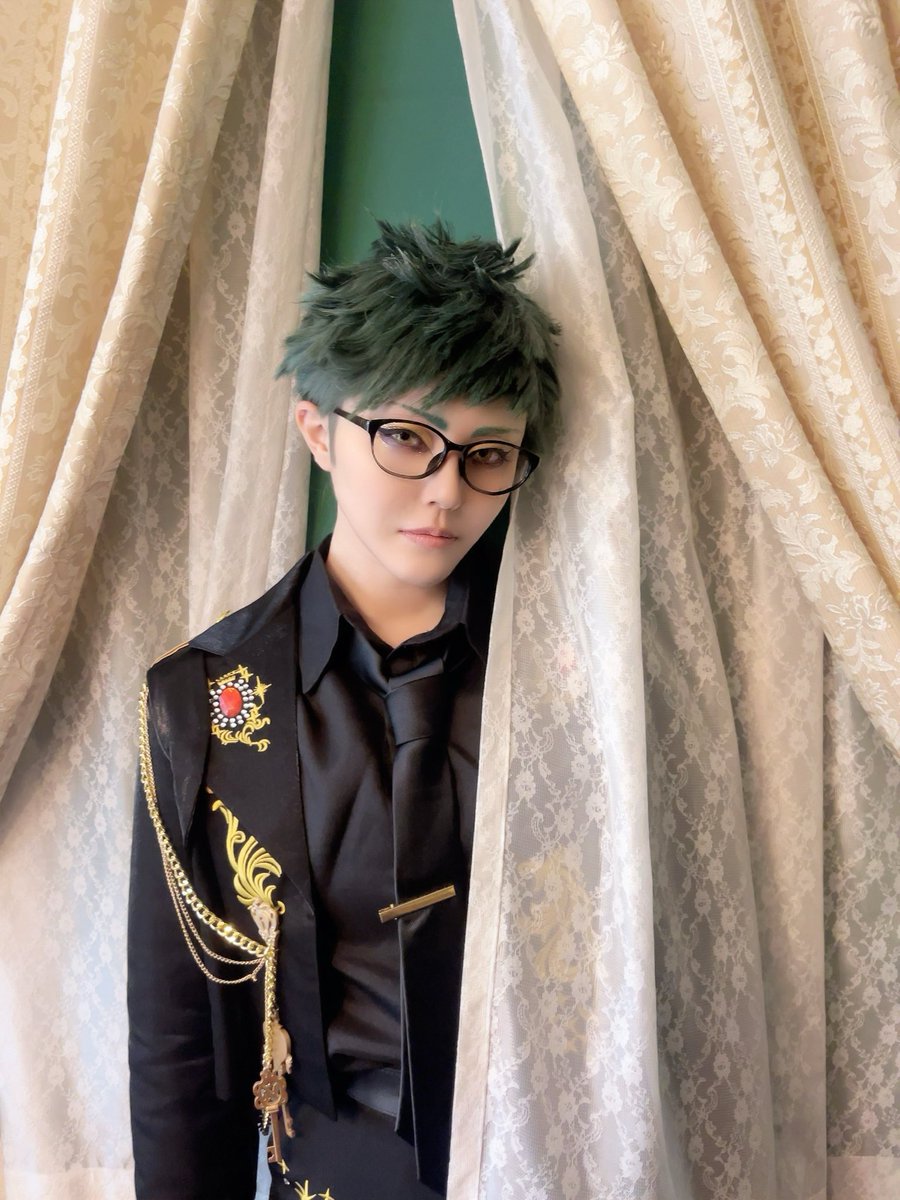 sub_3kcY's tweet photo. ⚠️cosplay⚠️
twst♣️

📷@kei025tanpopo 

#twstコスプレ 
#鏡が導く魔法士オンリーオフ会
#コセット池袋オフ会 https://t.co/FtFYhJWjq3
