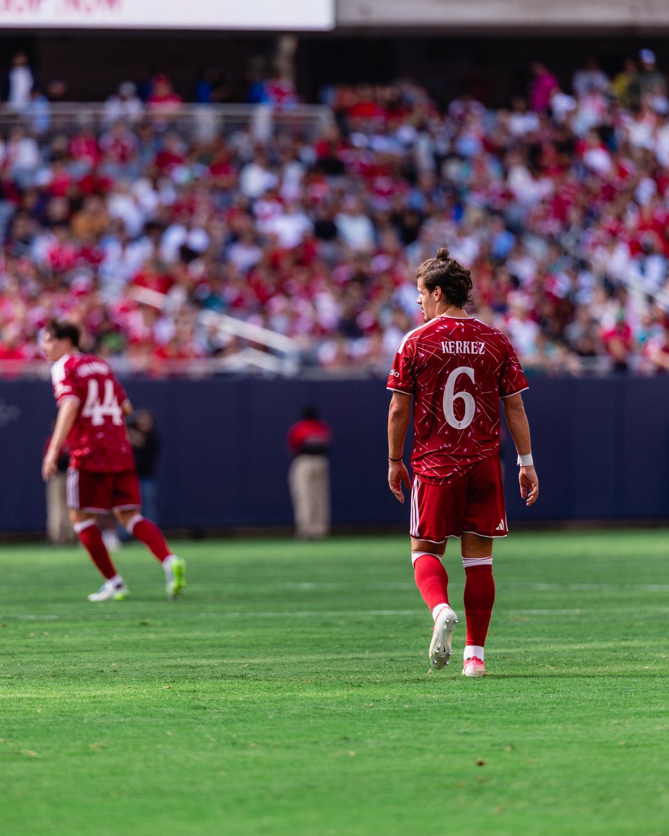 kerkez_official's tweet photo. Thank you Chicago,you were amazing🔴🙏🏻
See you soon in Anfield!🔴

#YNWA https://t.co/jEcUDi7Q6P