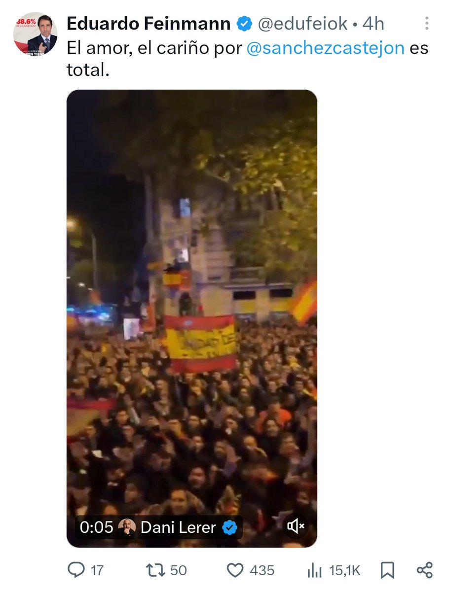 JulianMaciasT's tweet photo. La Derecha Diario de Javier Negre y el periodista Eduardo Feinmann usaron un vídeo de hace años en ferraz haciéndolo pasar por una manifestación actual contra Pedro Sánchez.
Profesionales de la mentira y la manipulación. https://t.co/j956XGtnLz