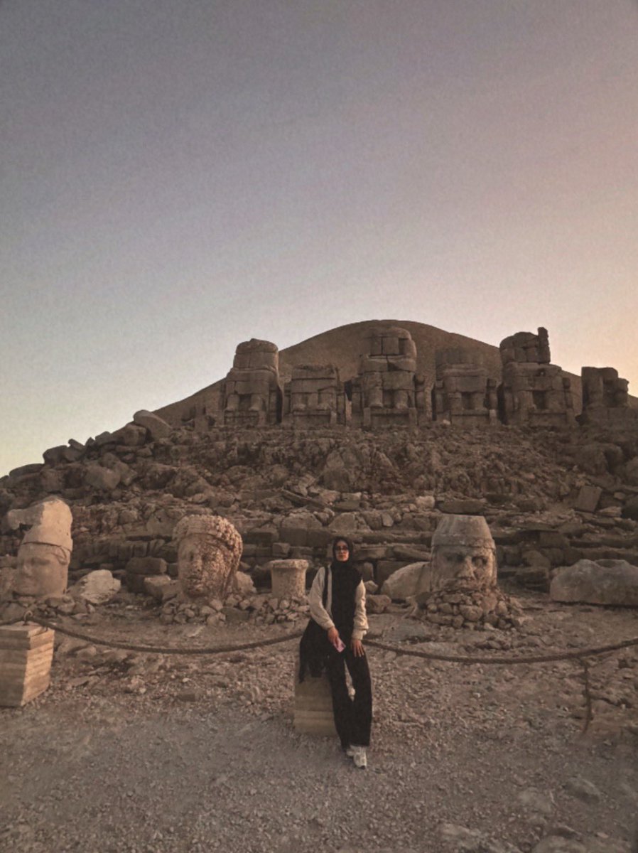 math_zel's tweet photo. Nemrut’s Girl 🥷🏻 https://t.co/ZcK0WWNrVq