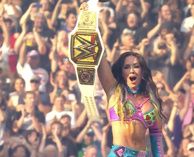 FadeAwayMedia's tweet photo. 🚨 BREAKING: CHELSEA GREEN IS YOUR NEW INTERIM WWE WOMENS CHAMPION 

#SummerSlam https://t.co/idF6lAKTNi