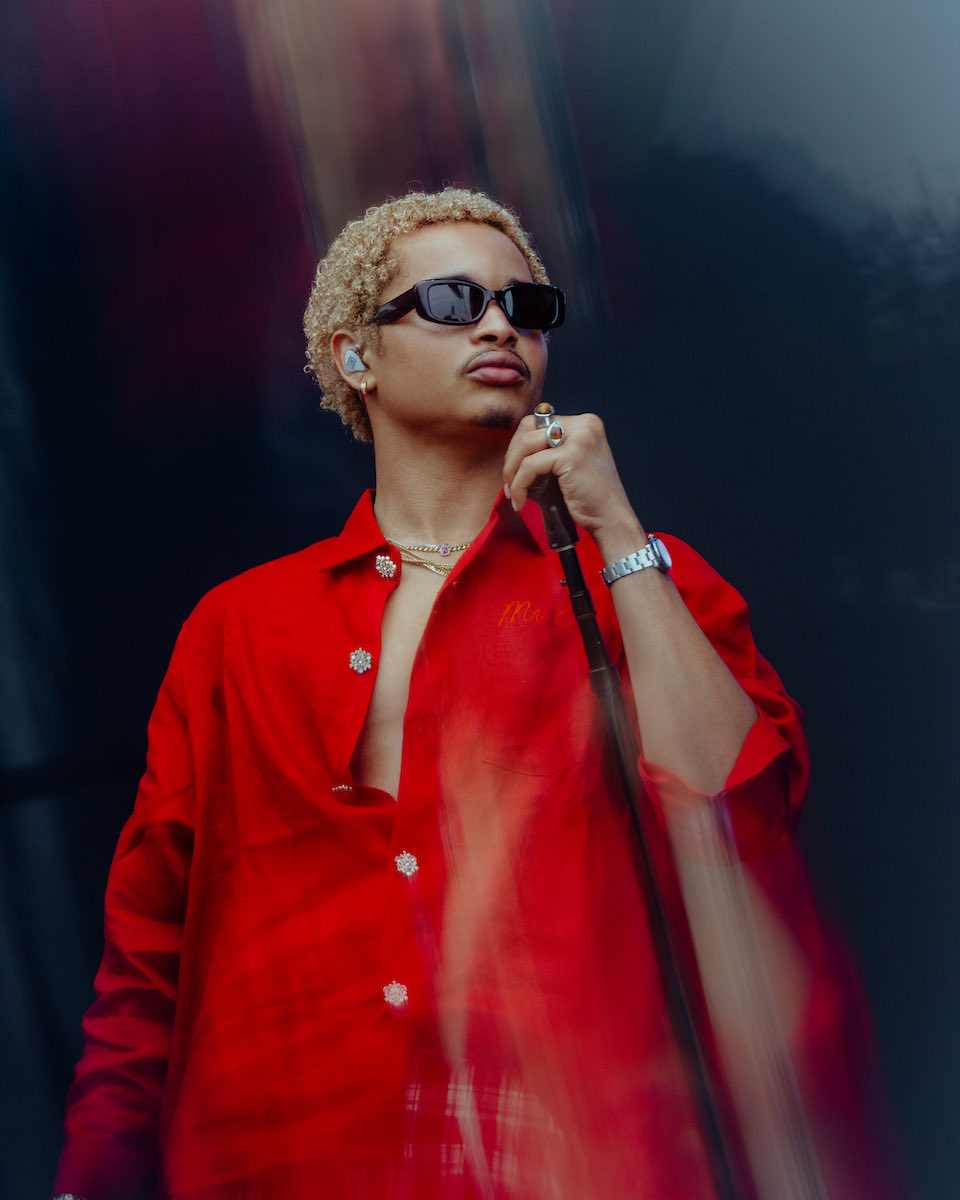 DESTINCONRADHQ's tweet photo. Destin Conrad performing at Lollapalooza https://t.co/0lGjTgAx9C