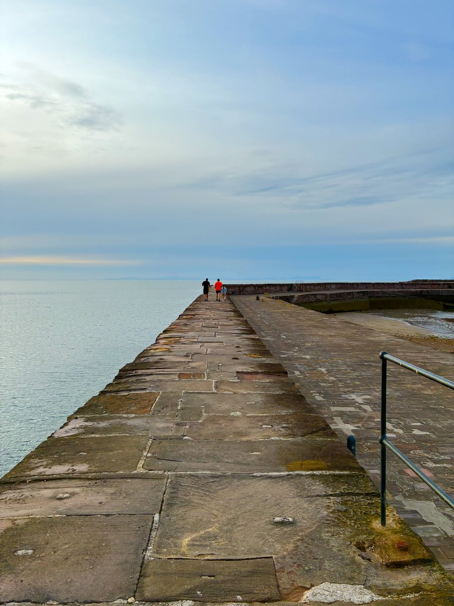 JPAMDG's tweet photo. May every sunrise hold more promise and every
sunset hold more peace. โ๏ธ๐ฉตโฐ๏ธโต๏ธ #Whitehaven #Cumbria โฐ๏ธ #coast #sunset #harbour #sea https://t.co/LiQB9CUVUm