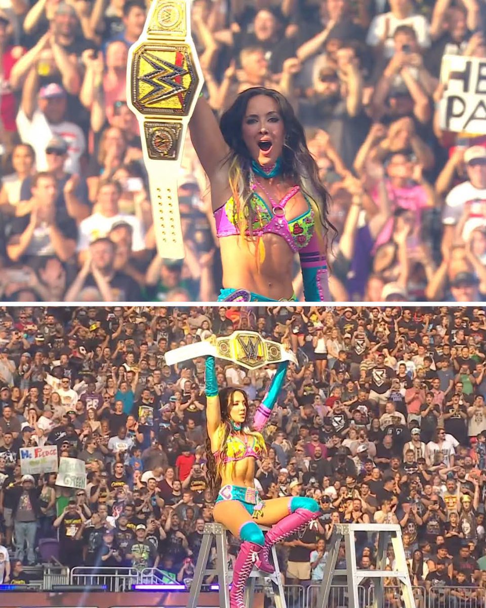 TheSquaredTimes's tweet photo. 🚨 Chelsea Green WINS the Ladder Match and is the Interim WWE Women's Champion 🔥 https://t.co/NORydYF8gu