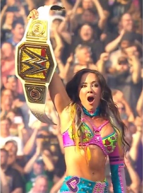 WrestlePurists's tweet photo. Hot Mess

#SummerSlam https://t.co/IrbIZNHtLE