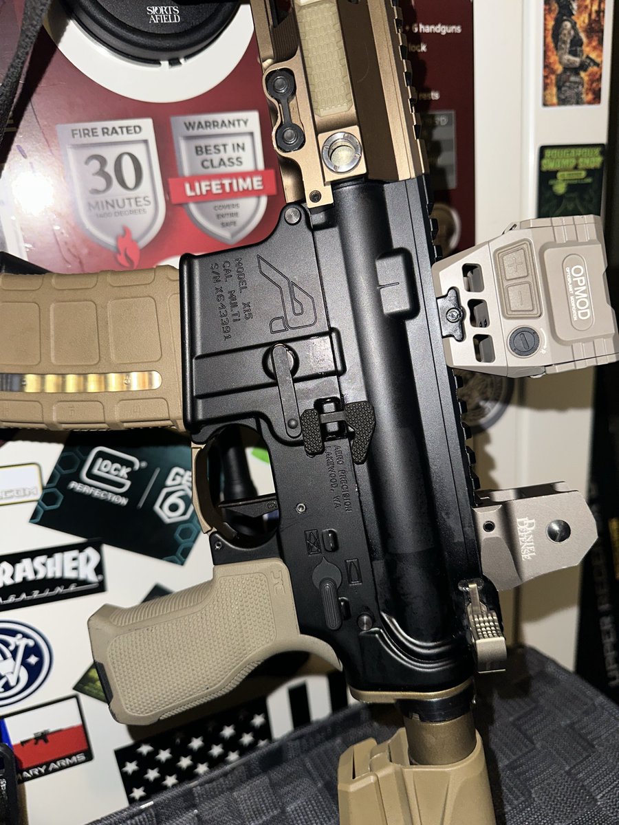 Tacticaljavi999's tweet photo. 👌#GeisseleMaritimeBoltCatch &amp; #DrivenArmsGrips🤝 for my #ARPs🔥 https://t.co/BTlrxgfyvi