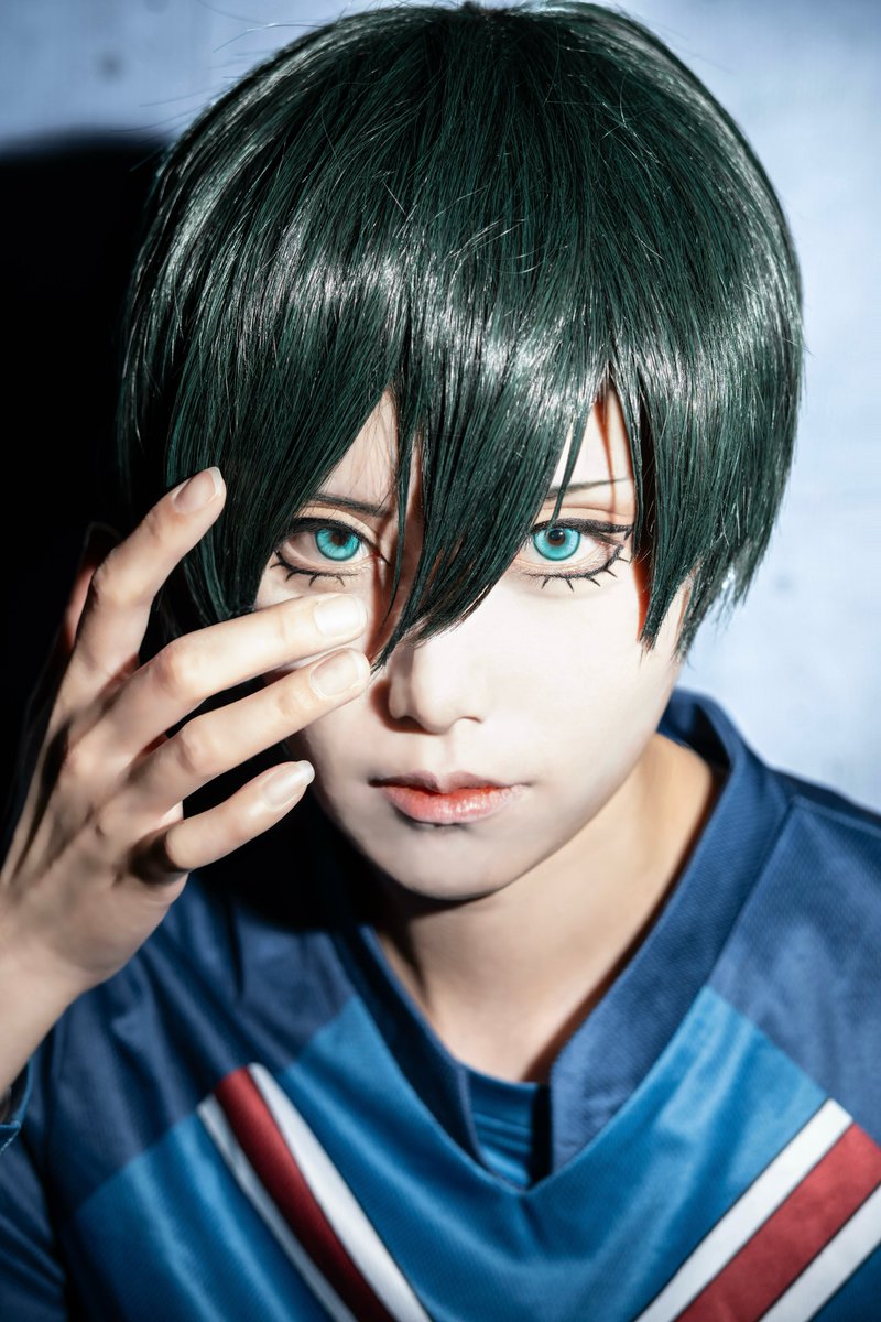 makomaguro's tweet photo. cos BLUE ROCK 🟦⛓️

糸師凛 https://t.co/81QTVGRFAi