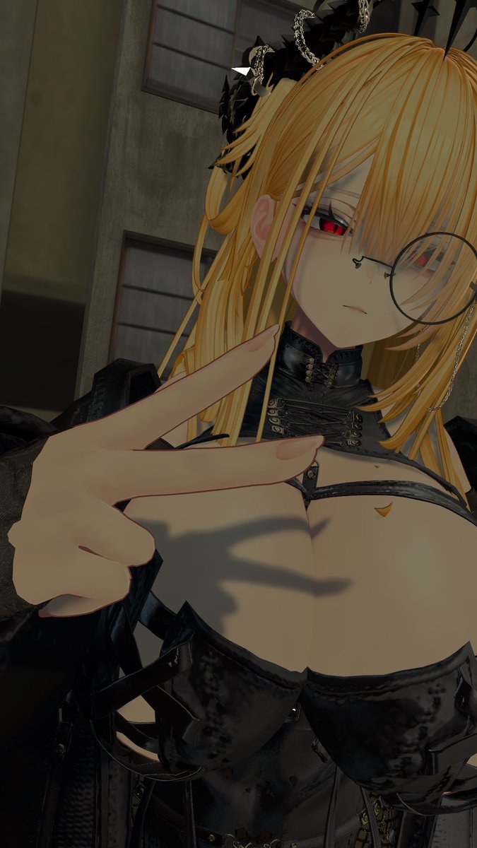 C_h__a___n's tweet photo. イケ女しなのメイク良すぎる https://t.co/gcBKNmJcRP