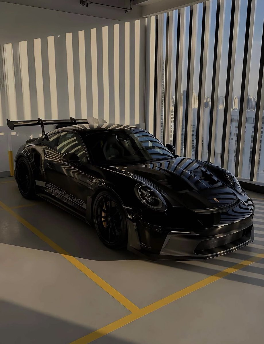 LuxuryCars365's tweet photo. Porsche GT3RS ♠️ https://t.co/iBN8rnyI4X
