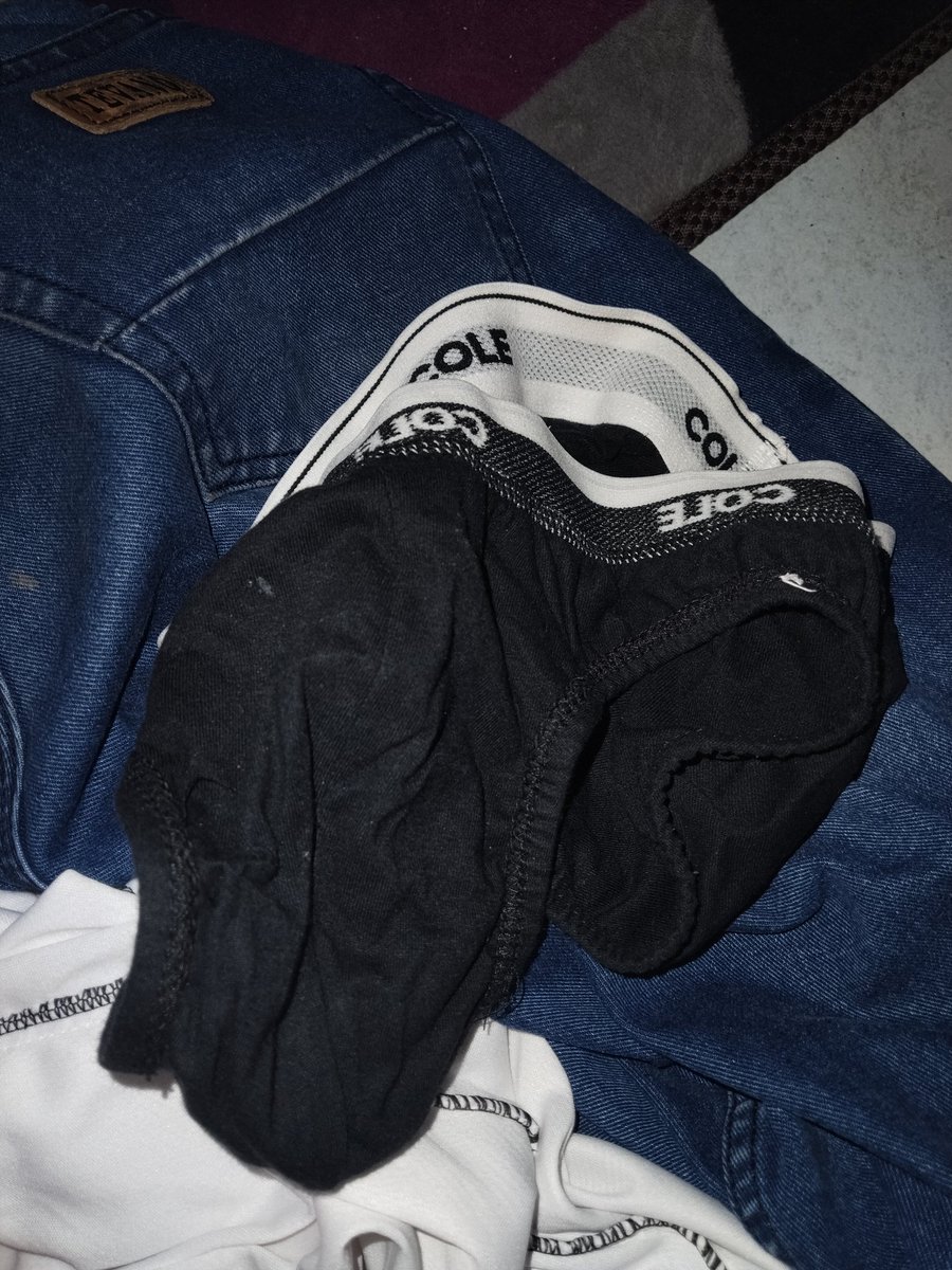 Radittzz0's tweet photo. Barang yang rawan banget di maling orang 😞 https://t.co/LVQsSCPkdK