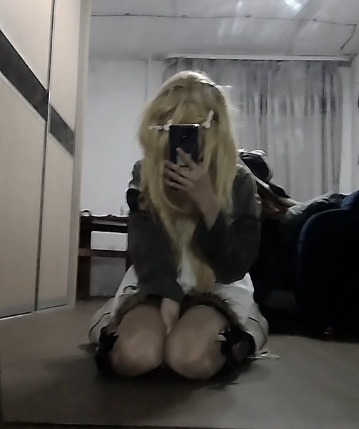 ChonHoFemboy's tweet photo. I bought myself a wig like this🤭

#femboy https://t.co/WTxhC9eXbx