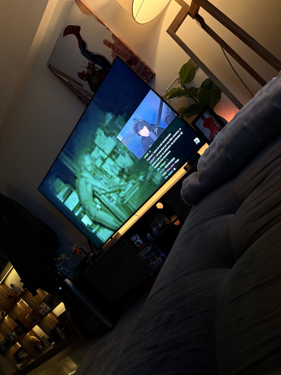 locochoncin's tweet photo. Mi domingo es viendo a natalan reaccionando https://t.co/1lLboCJd0S