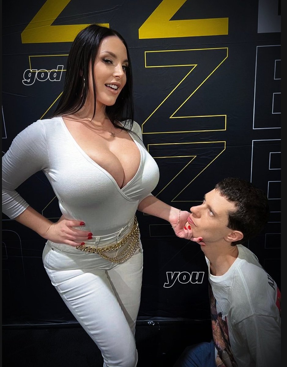 Hidden404sv's tweet photo. Who wants Angela to bless him @ANGELAWHITE https://t.co/LuvUM66ylO
