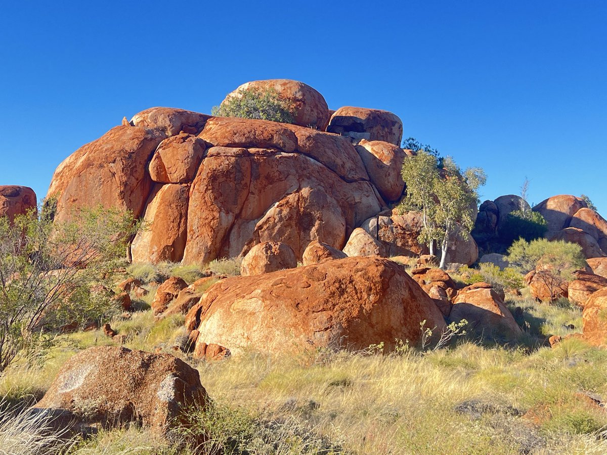 Aussie_Dad5's tweet photo. Camped at the Devils Marbles- the Government and some Abo’s don’t want you to take photos of your rock formations- So anyways- here’s a few photos of our rock formations https://t.co/D8AOwWW0IO