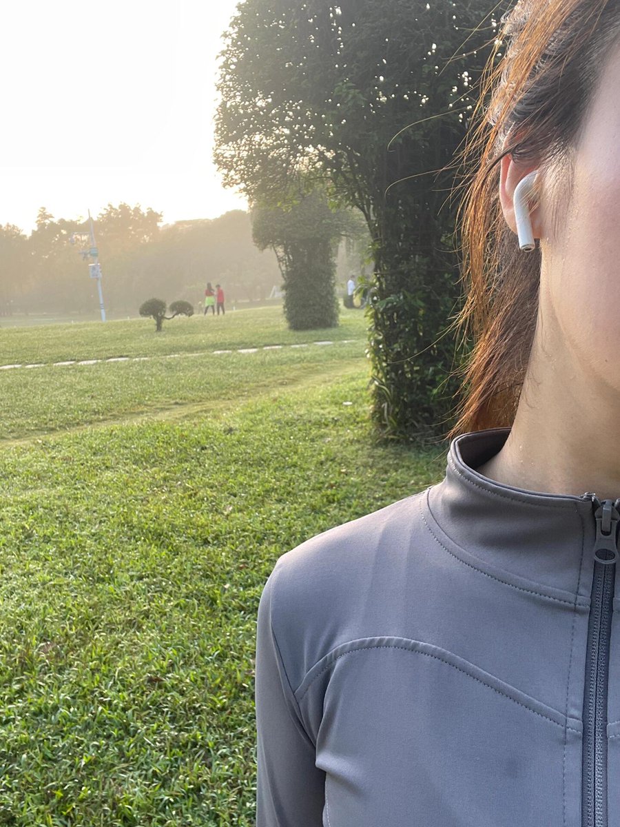 Grapefruit_Miss's tweet photo. The morning breeze carries the coolness of the night and a hint of sweetness.😊 https://t.co/Xj6sryh9Rp