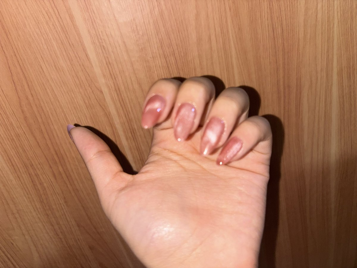 GreCaR0's tweet photo. Qué opinan de mis uñas ? 💕🫣 https://t.co/MB4i3K941T