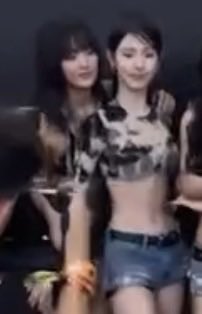 kayyeung102's tweet photo. 貼～～～～ 🩷💚🥰🥰

#MiMin #MIYEON #MINNIE https://t.co/WUFcbOpayH