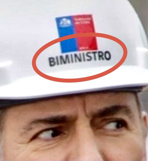 Eneatipo7's tweet photo. ¿Vieron esto?
Resulta vergonzoso.
Quién lo haya hecho es un pelotudo, pero usarlo es aún más patético. #GobiernoInepto https://t.co/9j57T2iuvR