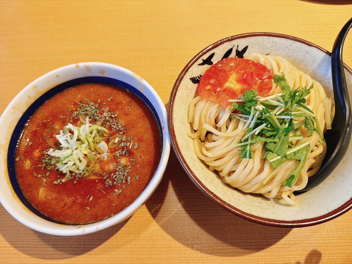 gal_cod_69's tweet photo. 大優勝🏆✨️最強トマトつけ麺 https://t.co/cfzHfPCbV5