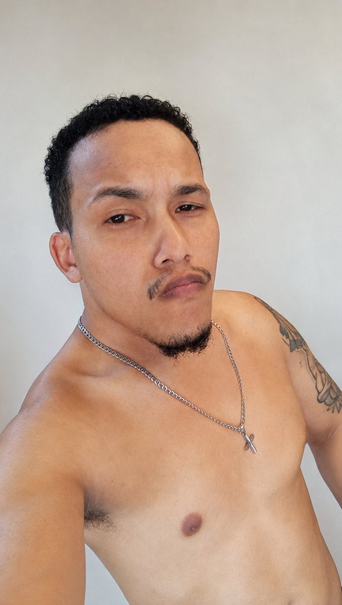 TheRealWesleyX's tweet photo. https://t.co/94laLQn1x2