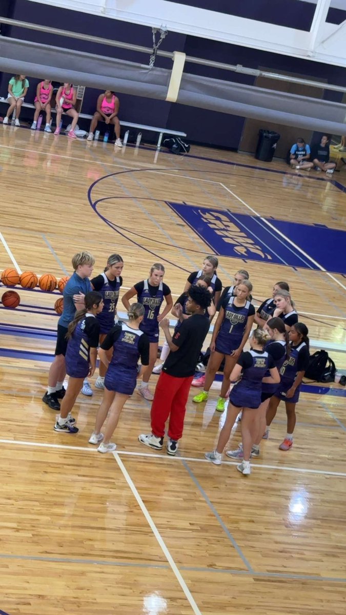 BallerZane13's tweet photo. Thankful for the opportunity to guest coach the San Saba Lady Dillos at the ACU Team Camp in Abilene this weekend! https://t.co/oDkOqJcyQA