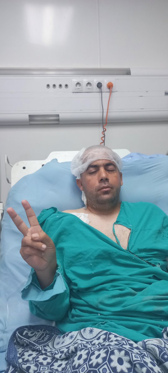 Amro_Mohammed89's tweet photo. @Lisakhant11 No donations. Who will be the first donor to help this family? https://t.co/2M5ZsOS1th