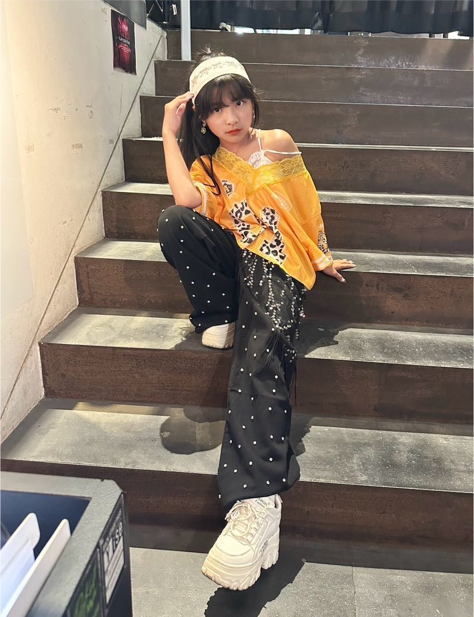 enaaaa0324's tweet photo. おはえな〜💛
昨日は広島アイパレとミニ撮影会ありがとうございました👏
コールもほんと最高でした〜〜🎤🎤🎤
昨日は特別に６曲お届け❣️
撮影会後にはYouTube配信もしたよ🎥
応援してくれる皆さんありがとうございます🥹🫶
次の9/23も会いに来てね〜📣📣 https://t.co/VnrsDVtYVC