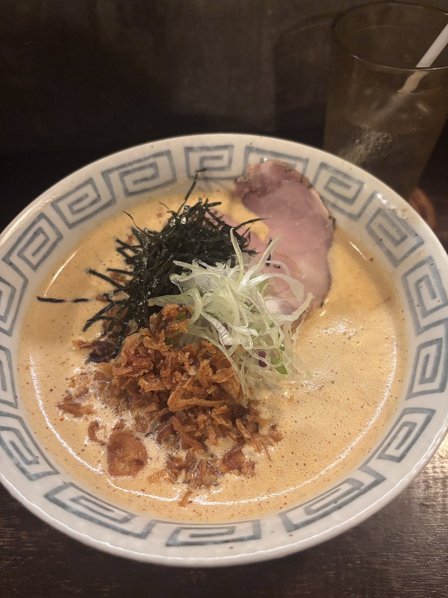 viewwrs's tweet photo. เย็นนี้ว่าจะแวะไปกิน Gojiro เคยกินไป4เมนู มีเมนูไหนแนะนำต้อง must try ไหมคะ🥹
Tantan Ramen
Tomyum Ramen
Tonkatsu Ramen
Miso Ramen
 ✨ร้านใช้สิทธิอนุทินช่วยได้ละ คุ้มมาก!
 #ไทยช่วยไทยพลัส เหลือชามละ80฿ https://t.co/p0sku7jCjv