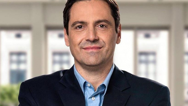 SodLinda's tweet photo. Como mulher e eleitora de Direita afirmo: O Príncipe Luiz Philippe de Orleans e Bragança representa mais o meu ideário político e meus valores morais do que qualquer outra opção para vice de Flávio Bolsonaro. 
@FlavioBolsonaro @CostaNetoPL https://t.co/MnOOQsm2BL
