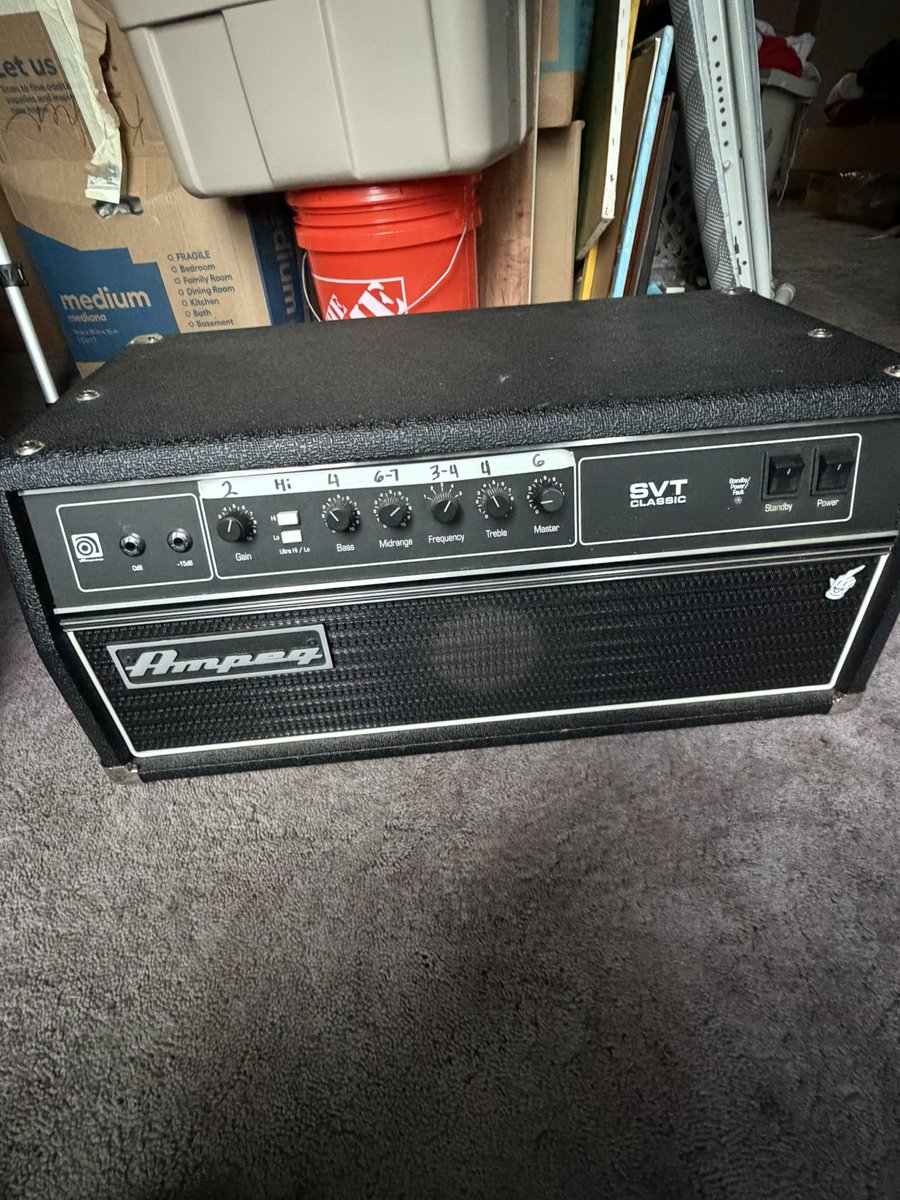 teaakayyy's tweet photo. Easily the best pickup for my new bass rig https://t.co/XvduFEh08w
