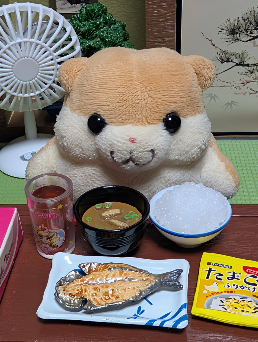 meru__hamu's tweet photo. あさごはん https://t.co/ZasQMsEN76
