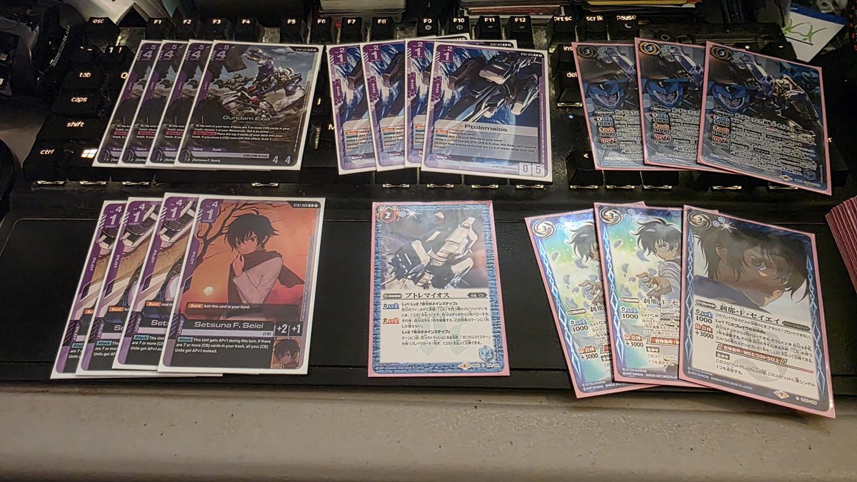 ChaosSnoopy's tweet photo. What's interesting here is playing Battle Spirits and Gundam Card Game, you can notice the similarities and differences. I still like Battle Spirits more but it's still fun playing both. 

Funny enough, my FAITH deck is sleeved in Green for BS and the same for my Destiny in GCG. https://t.co/oj60esa4EU