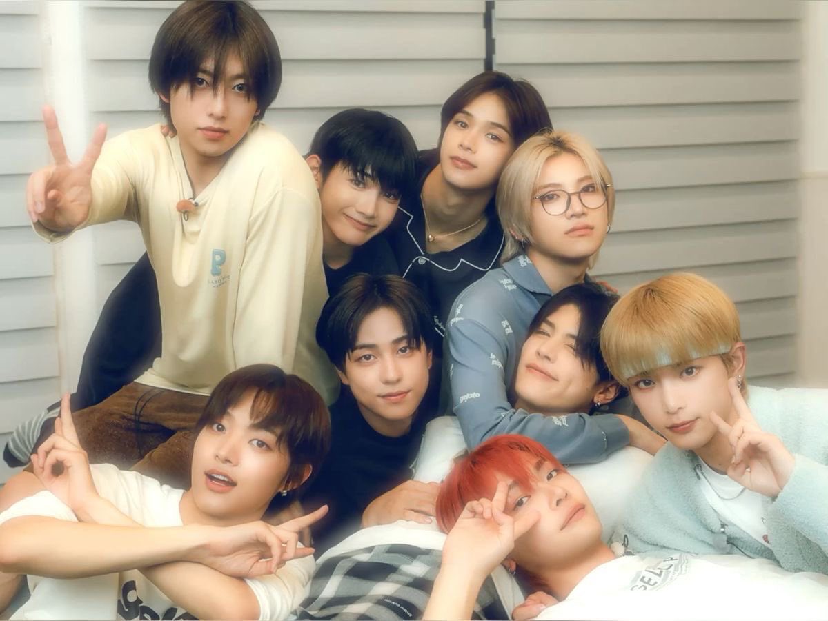 yumaruastar's tweet photo. girlteam and what i think their fashion would look like: a thread ⭐️⭐️ https://t.co/ltIhQpmBly