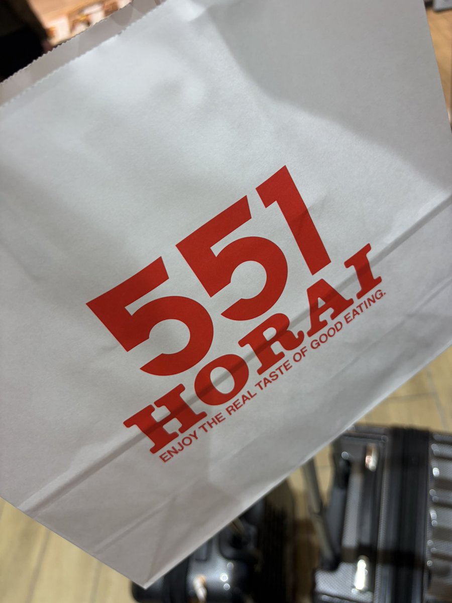 YELLMInpzi's tweet photo. Osaka / Blog

 #日常垢  #日常垢さんと繋がりたい
 #HORAI  #大阪 https://t.co/W0hO8stXOL