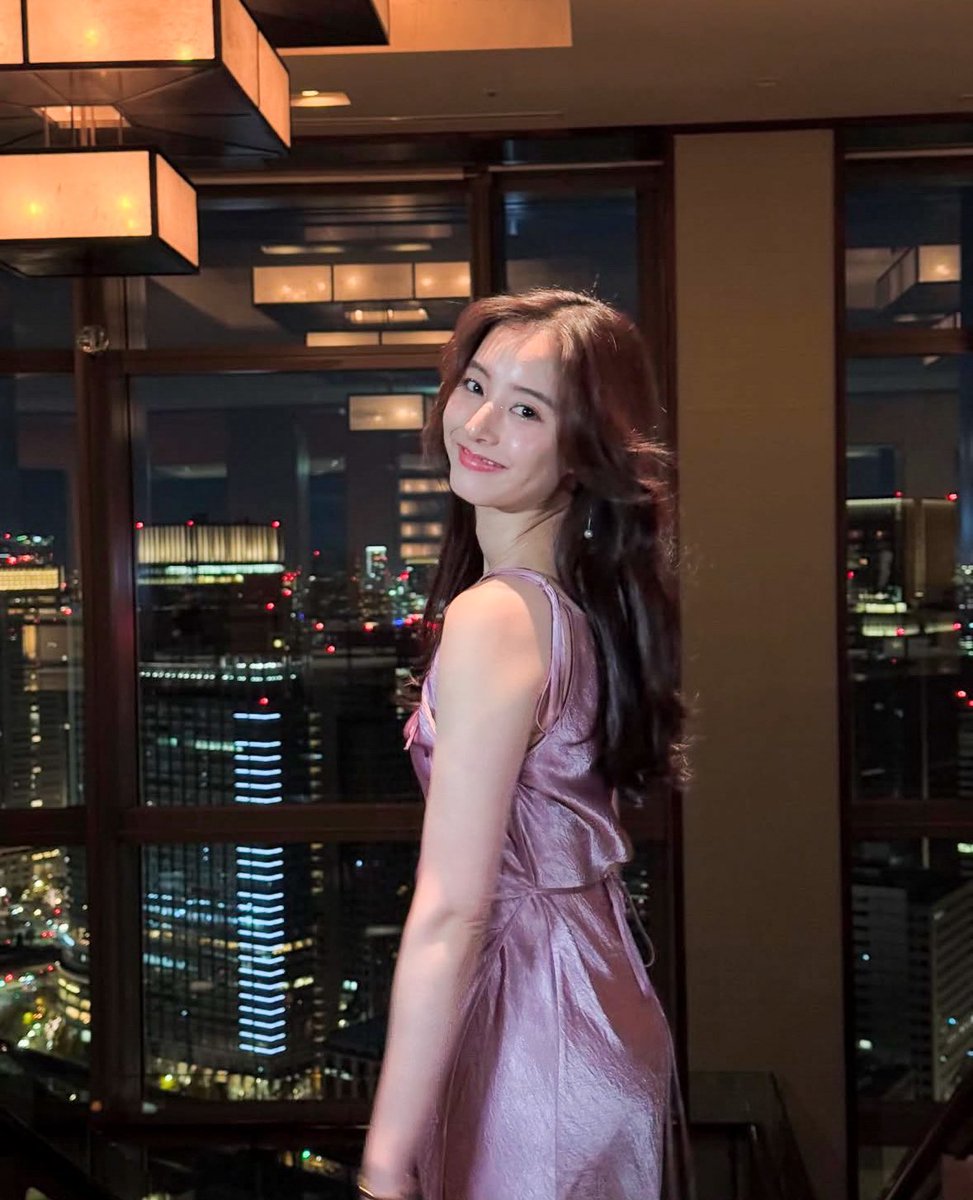 hooq_ch's tweet photo. １日だけでいいので新木優子になりたいけどなってしまったら元の姿に戻るのが嫌って泣きべそかいて死ぬと思う。ずっと鏡眺めてあっという間に１日が終わりそう。 https://t.co/1cdcu5fbQj