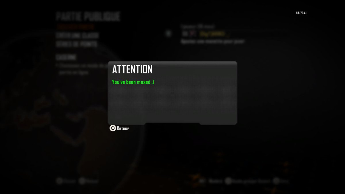 Digital_AriiKs's tweet photo. On en parle que Black ops 2 est injouable maintenant ? Une partie sur 2 tu es maxée sans rien demander et en plus si tu as le malheur d'être maxée et bien tu es bloqué dans les camouflage des armes....
S’il vous plaît @Treyarch faites quelque choses 😭 https://t.co/WHj0frdAch
