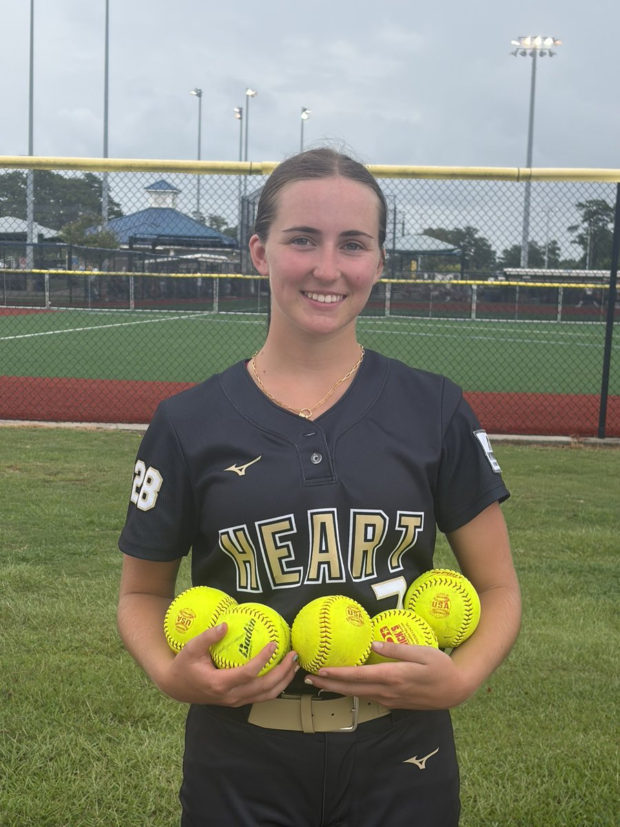 KatiePinand2028's tweet photo. Had a great time at @triplecrownspts nationals. Team came a bit short but the hard work in the gym + reps payed off. I hit 5 HR and batting .400, 1.658 OPS, 1.200 SLG, 11 RBI, 8 R. With a ton of great fielding plays as well! Can’t wait for the next season with my girls.  
@ExtraInningSB @TopPreps @CoastRecruitsSB @LegacyLegendsS1 @LineDsoftball @DirectRecruits @SoftballRecruit @ImpactRetweets @IHartFastpitch 
@PrepSoftball @MaxImpactSports @los_stuff @MaxPreps @EastCoastFP @SoftbalAmerica @TOP_D1RECRUITS 
@RawlingsSB 
@HeartCoachJWood