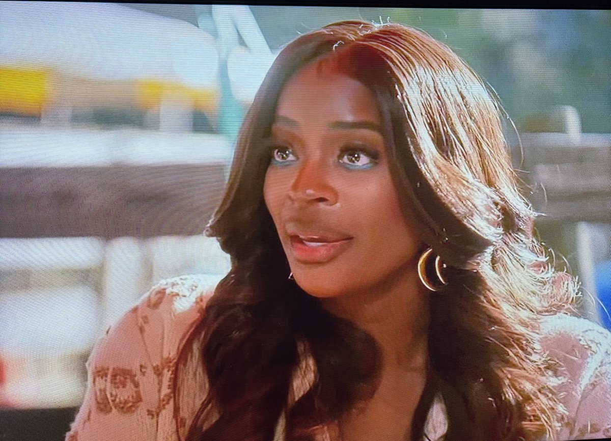 ItsKingsWorld's tweet photo. She so pretty! @shameamorton #rhoa 🍑 https://t.co/gsRCqG0S5x