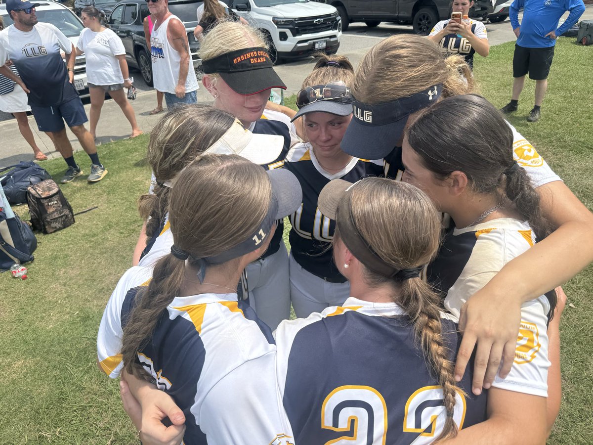 LLG_VA's tweet photo. So much this group of seniors did to build this program. You all will be missed and @SUHornetsSB @SimmonsSoftball @blandsoftball @UrsinusSball @Bh2osoftball are getting well prepared young ladies. https://t.co/6CrS6OECCi