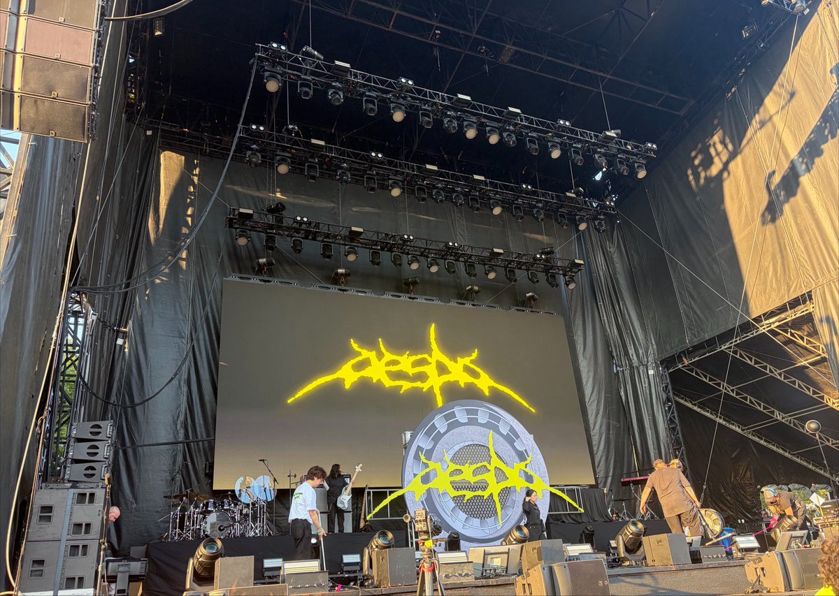 aespapic's tweet photo. aespa’s lollapalooza set! https://t.co/KFCZH7rgt0