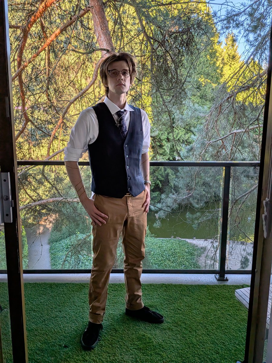 sUprhvn_'s tweet photo. anirevo Vancouver 😼 https://t.co/6oZMtosVdt