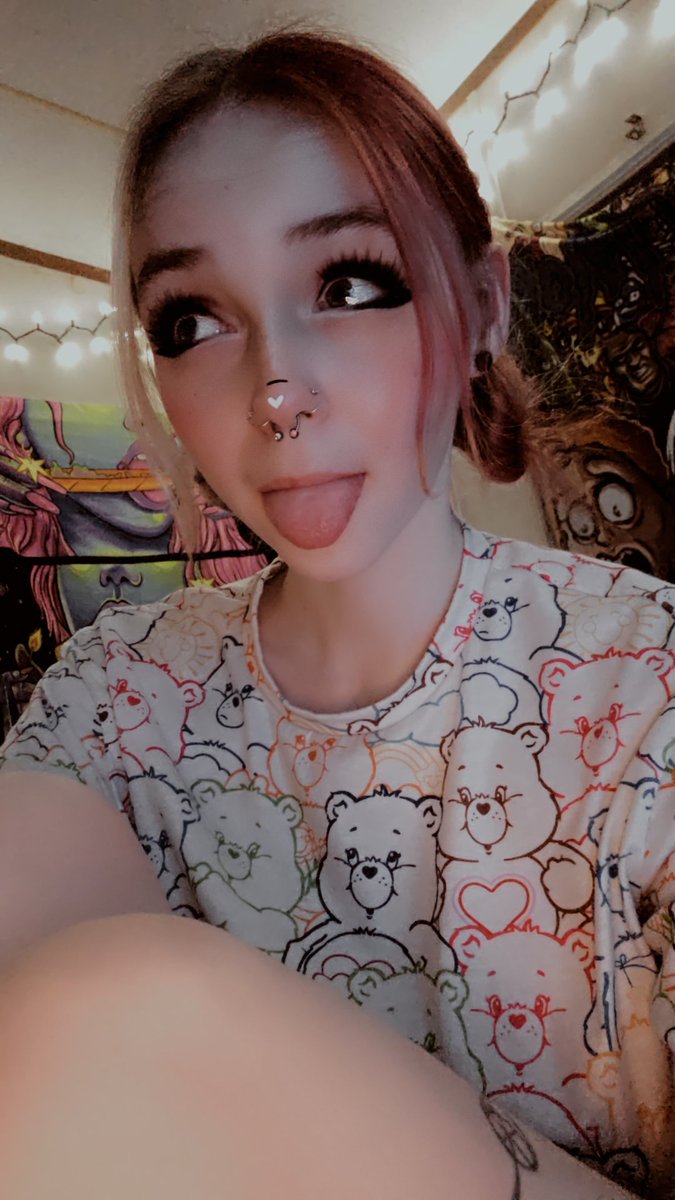 LilCareBear03's tweet photo. Gatekeeping the rest for my IG 🙈 i look so cutesy https://t.co/iOIXl3OzkT