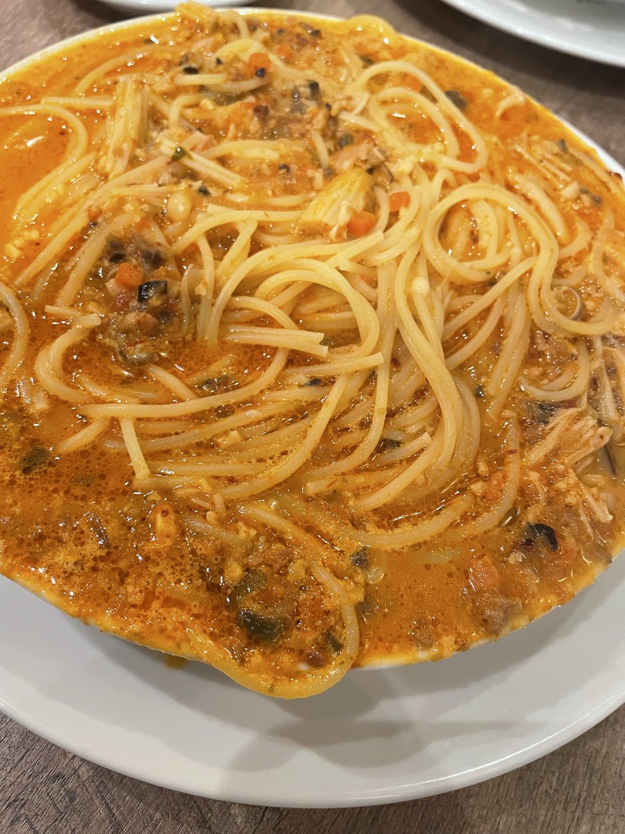 Emihameha's tweet photo. 池袋東口
HOME'S PASTA
ランチセット(サラダ、ドリンク、デザート付き)
・絶望のスパゲッティ¥1770
・玉子とベーコンとアスパラのスープカルボナーラ¥1720 https://t.co/Zip1qSUmMn