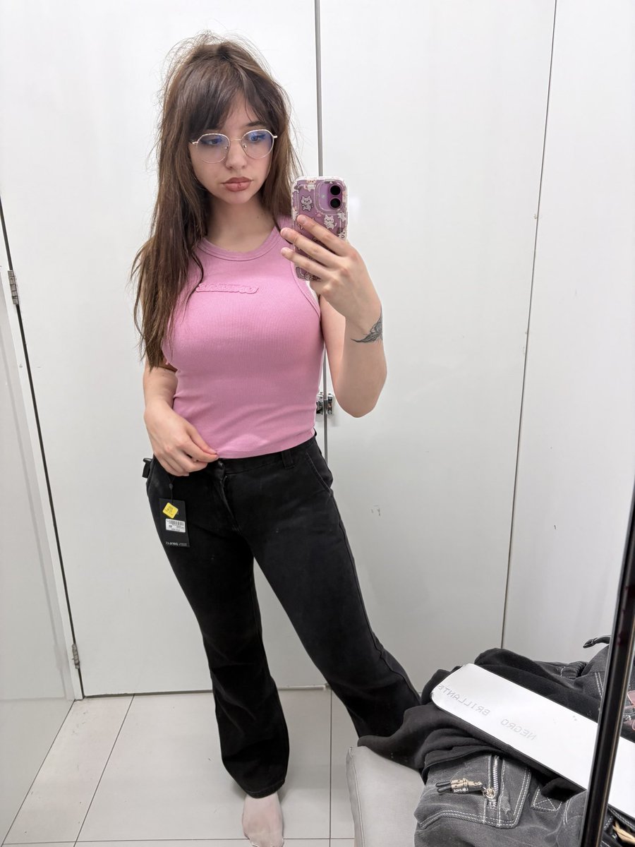 Vicky_Goddesss's tweet photo. Love going to shopping 🤪🤪🤪🤪🤪 https://t.co/nQuDQfaUgz