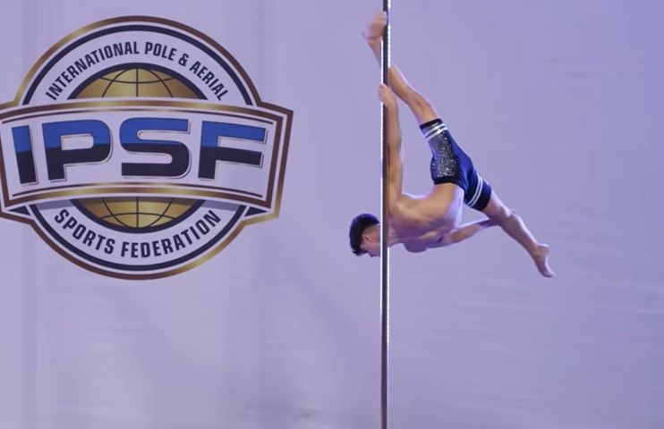 BigSocksTop's tweet photo. Paris Olympics, i fell in luv w/ 🧗🏼‍♂️Speed Climbing .👉🏽 tite🍑s scurrying up a wall!

😏 i'm now a fan of * Pole Sports * 

❗A dude highly-skilled handling a pole ❗
        ❗  is a dream cum true : 4sho ❗

#PoleSkills #IPSF #HotDudeonaPole #AlbertRoig https://t.co/avOfKNrQ3X